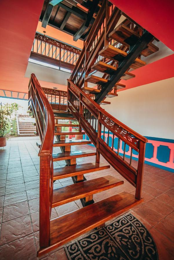 Hotel Arrayanes Del Quindio Montenegro Bagian luar foto