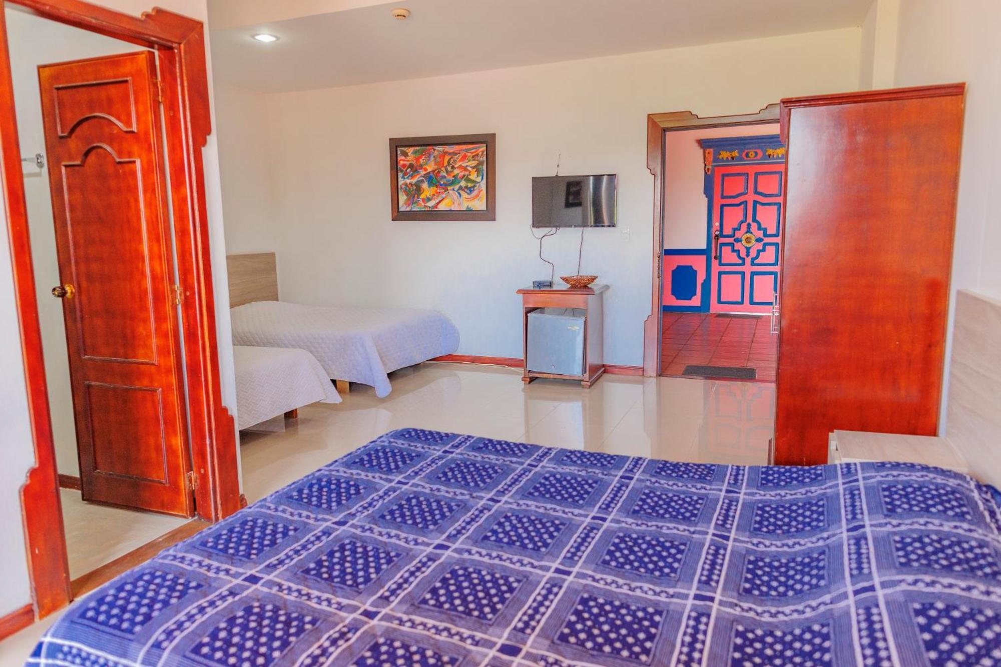 Hotel Arrayanes Del Quindio Montenegro Bagian luar foto