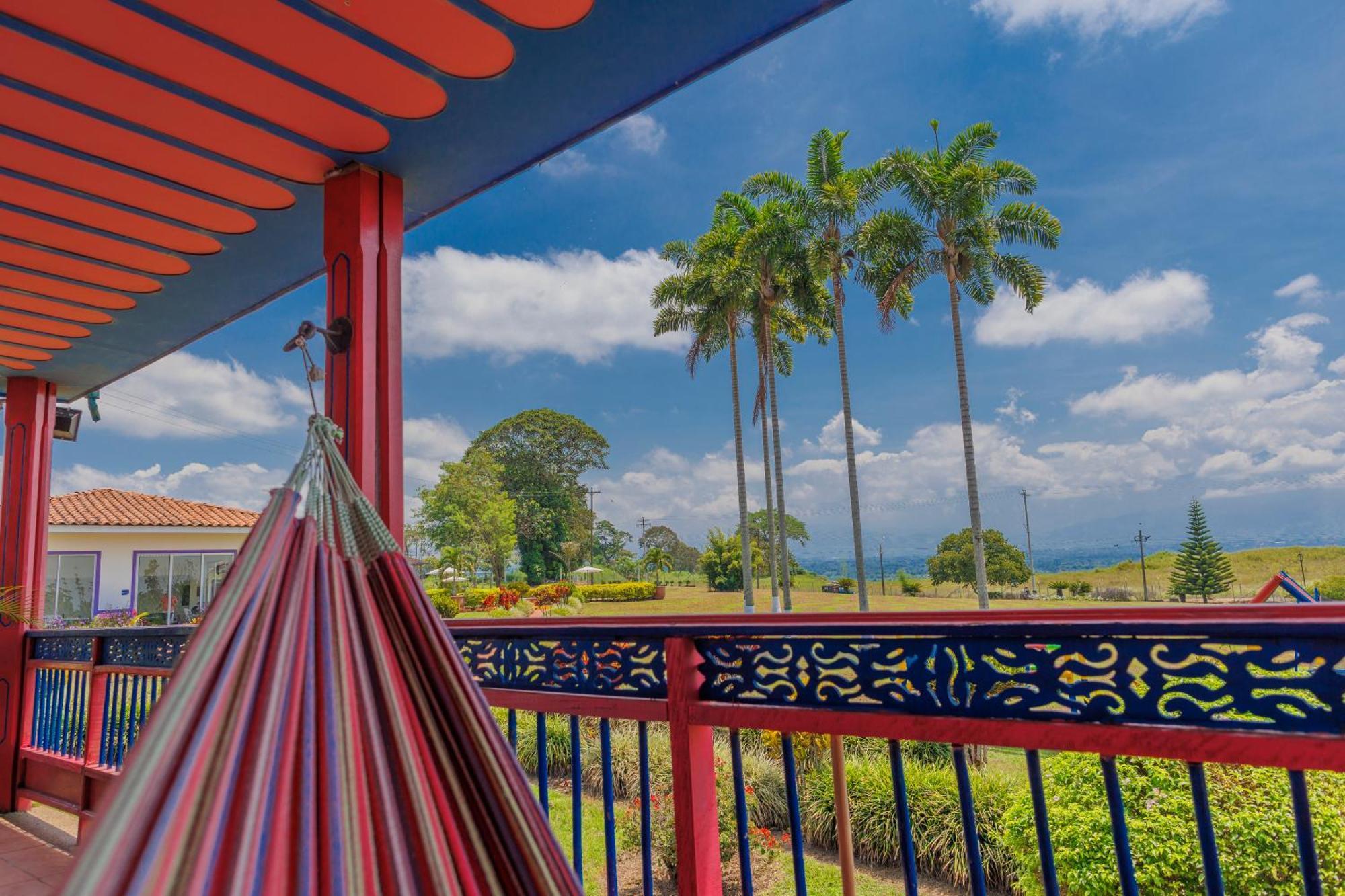 Hotel Arrayanes Del Quindio Montenegro Bagian luar foto